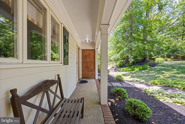 1302 WOODSHOLE RD, Baltimore, MD 21286