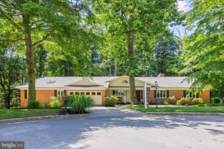 1302 WOODSHOLE RD, Baltimore, MD 21286