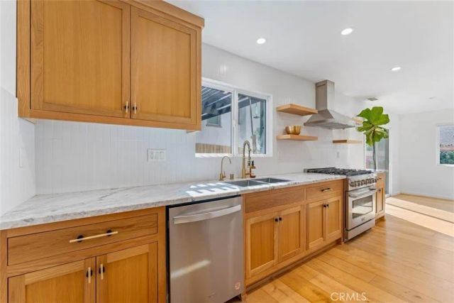 411 Ulysses, Los Angeles, CA 90065