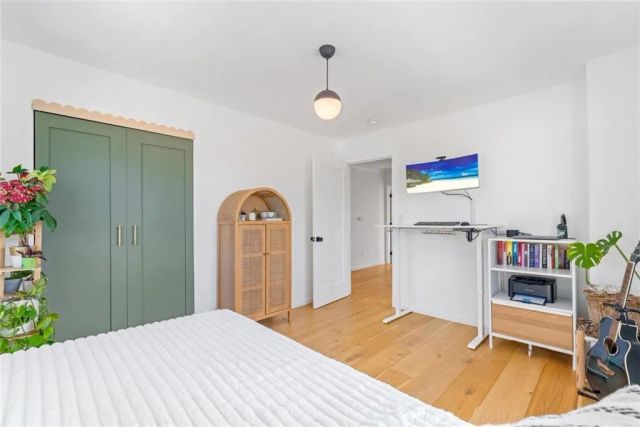 411 Ulysses, Los Angeles, CA 90065