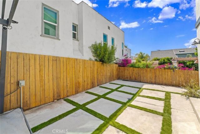 411 Ulysses, Los Angeles, CA 90065