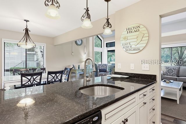 59 Carnoustie Rd Apt 284, Hilton Head Island, SC 29928
