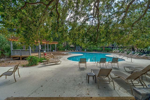59 Carnoustie Rd Apt 284, Hilton Head Island, SC 29928