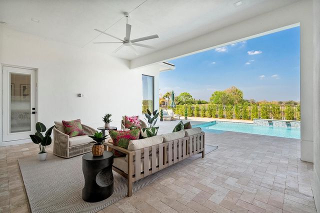 170 SE Rio Angelica, Port St. Lucie, FL 34984