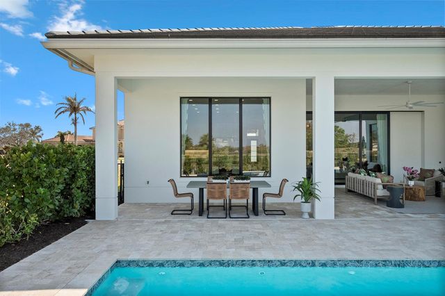 170 SE Rio Angelica, Port St. Lucie, FL 34984