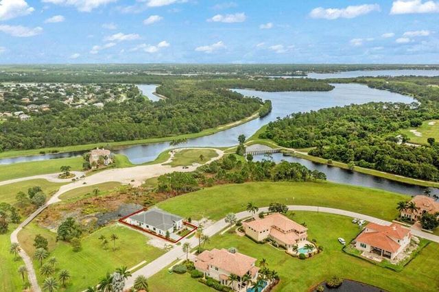 170 SE Rio Angelica, Port St. Lucie, FL 34984
