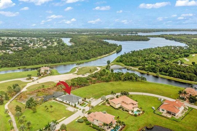 170 SE Rio Angelica, Port St. Lucie, FL 34984