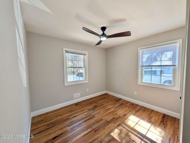 73 S Shore Drive, Toms River, NJ 08753