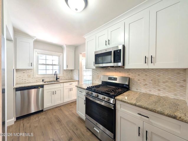 73 S Shore Drive, Toms River, NJ 08753