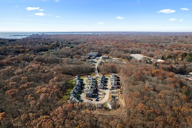 26 Ivy Hill Road 26, Waterford, CT 06385