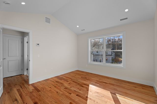 26 Ivy Hill Road 26, Waterford, CT 06385