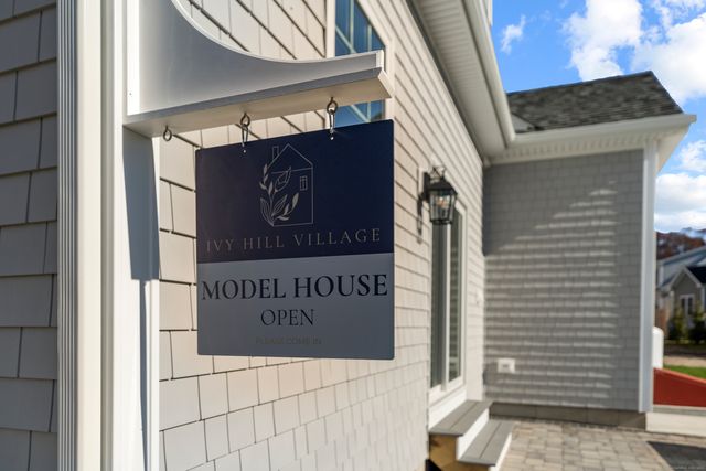 26 Ivy Hill Road 26, Waterford, CT 06385