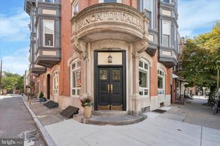 727-29 S 7TH ST #1F, Philadelphia, PA 19147