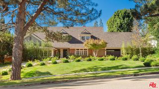 723 N Sierra Drive, Beverly Hills, CA 90210