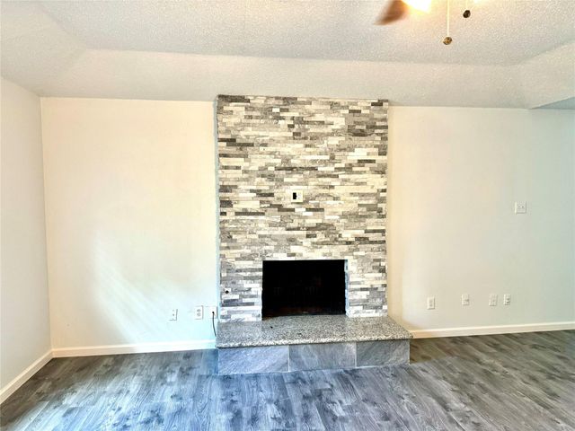 2511 Maple Tree Court, Stafford, TX 77477