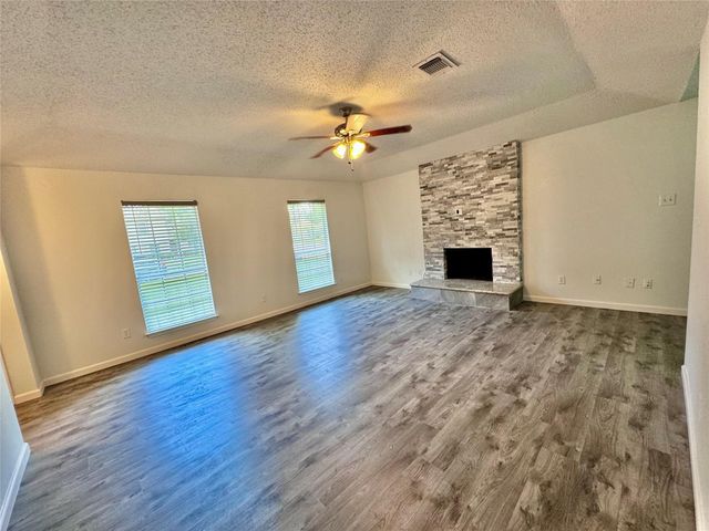 2511 Maple Tree Court, Stafford, TX 77477