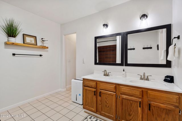 306 Lake Park Boulevard S Unit 102, Carolina Beach, NC 28428