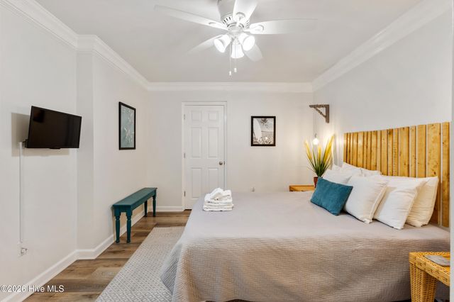 306 Lake Park Boulevard S Unit 102, Carolina Beach, NC 28428