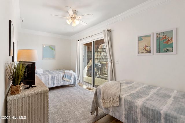 306 Lake Park Boulevard S Unit 102, Carolina Beach, NC 28428