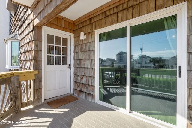 306 Lake Park Boulevard S Unit 102, Carolina Beach, NC 28428