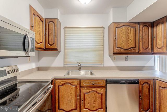 32 HASKELL LN, Willingboro, NJ 08046