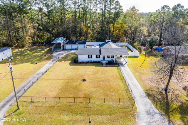 233 Halls Creek Road, New Bern, NC 28560