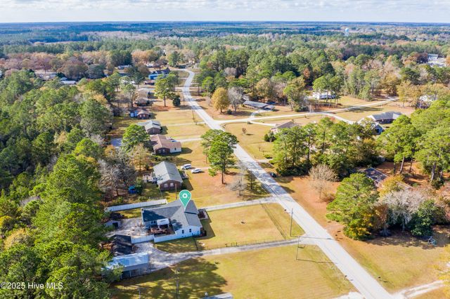 233 Halls Creek Road, New Bern, NC 28560