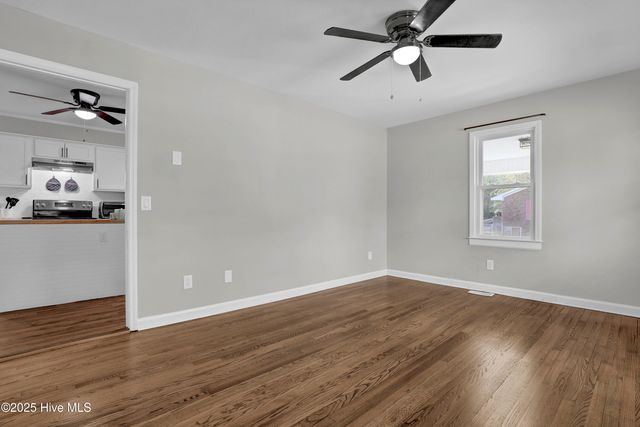 233 Halls Creek Road, New Bern, NC 28560