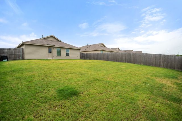 8632 Thicket Ridge Street, Fort Worth, TX 76123