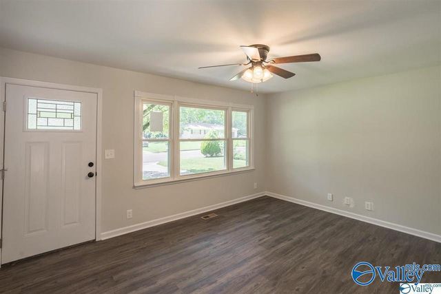 3508 Lois Lane, Huntsville, AL 35810