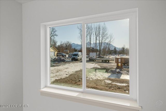 950 S Williwaw Drive, Palmer, AK 99645