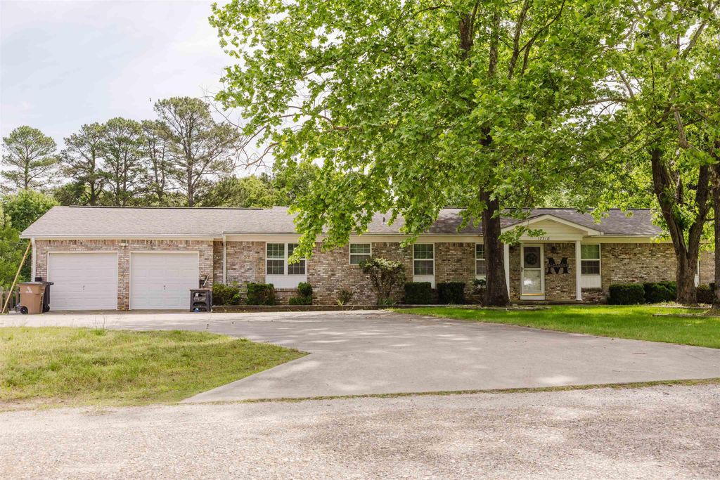 17318 Bennett Lane, Mabelvale, AR 72103