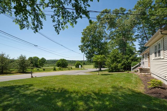 53 Boutelle Rd, Sterling, MA 01564