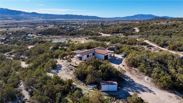 42475 La Brinia, Anza, CA 92539