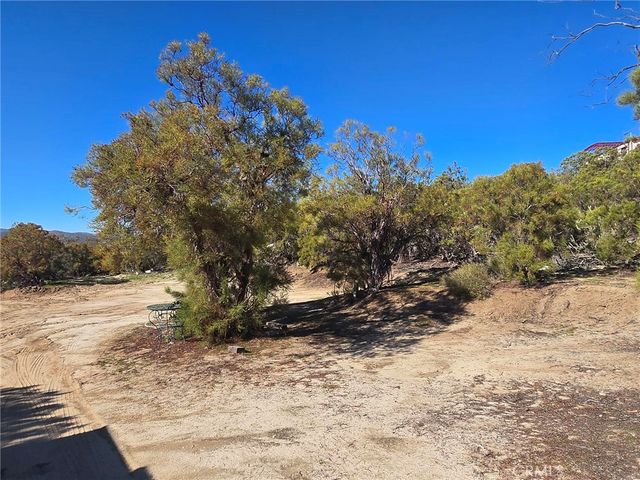 42475 La Brinia, Anza, CA 92539