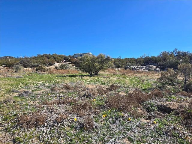 42475 La Brinia, Anza, CA 92539