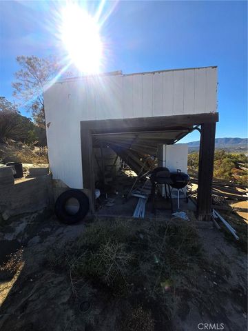 42475 La Brinia, Anza, CA 92539