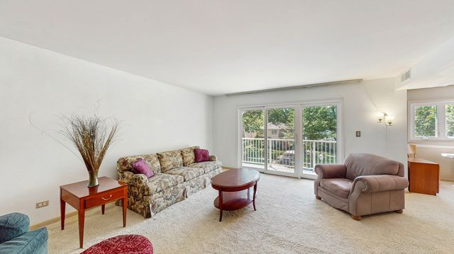 1535 Forest Avenue 301, River Forest, IL 60305