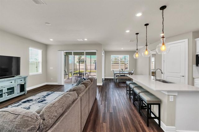 2001 SPRING SHOWER CIRCLE, Kissimmee, FL 34744