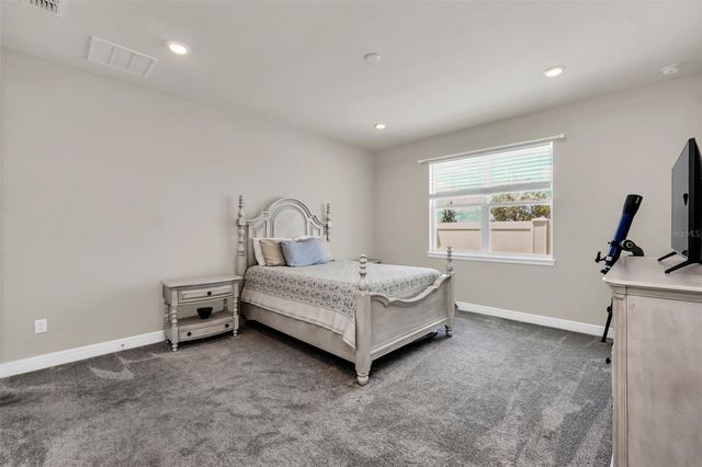2001 SPRING SHOWER CIRCLE, Kissimmee, FL 34744