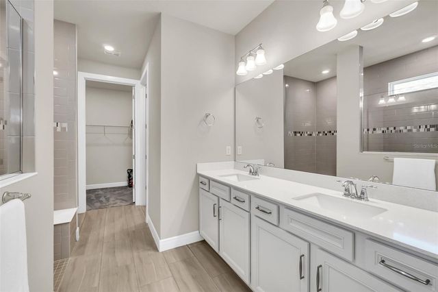 2001 SPRING SHOWER CIRCLE, Kissimmee, FL 34744
