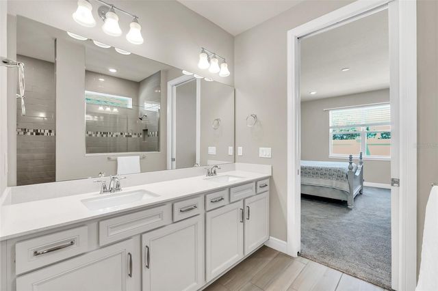 2001 SPRING SHOWER CIRCLE, Kissimmee, FL 34744