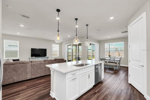 2001 SPRING SHOWER CIRCLE, Kissimmee, FL 34744