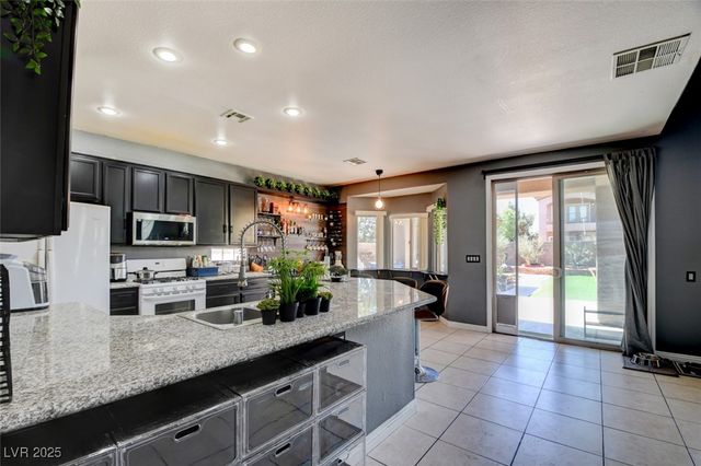 7609 Rory Court, Las Vegas, NV 89129