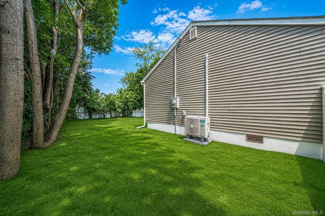 610 Americus Avenue, East Patchogue, NY 11772