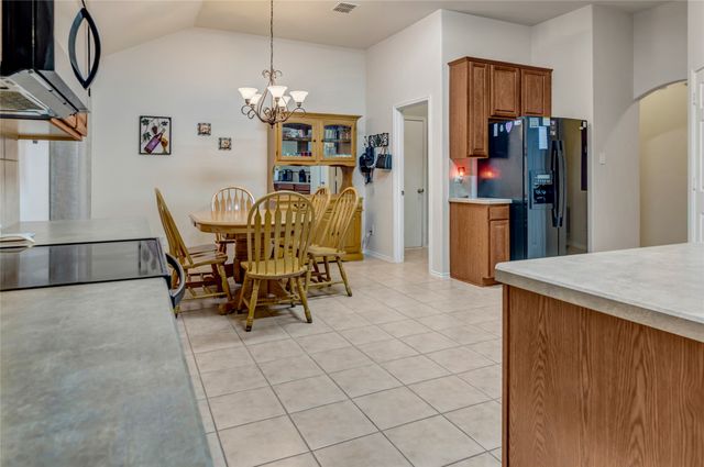 6116 Goldenrod Drive, Denton, TX 76208