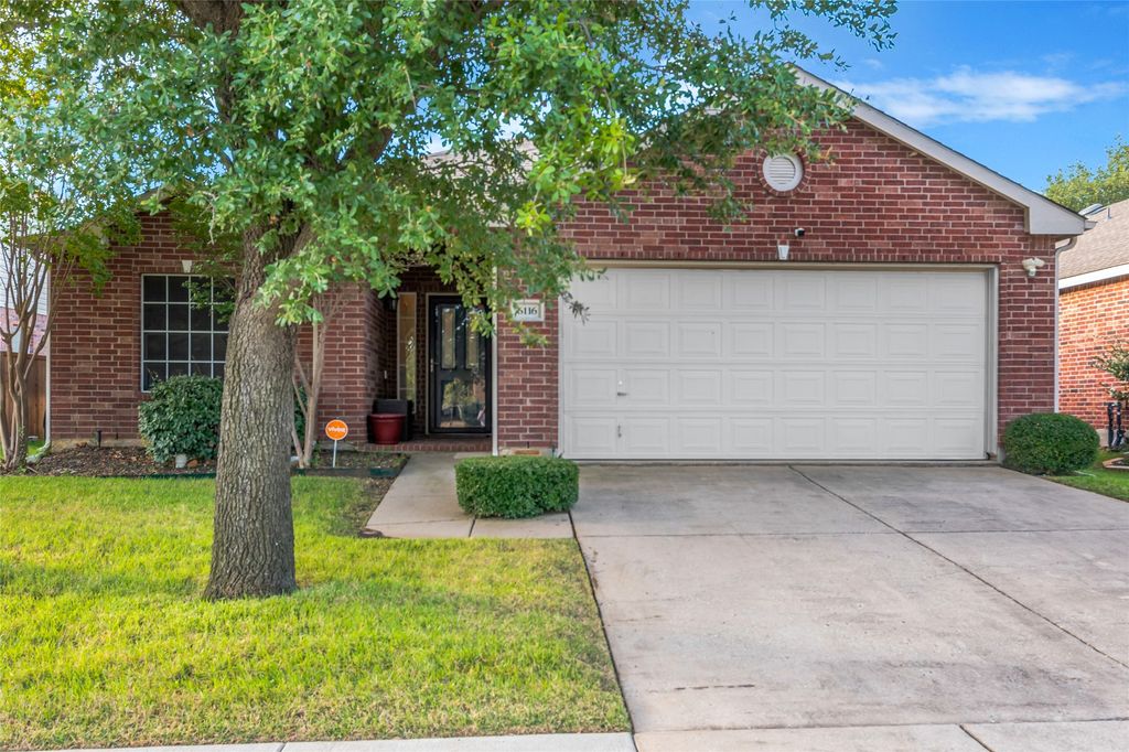 6116 Goldenrod Drive, Denton, TX 76208