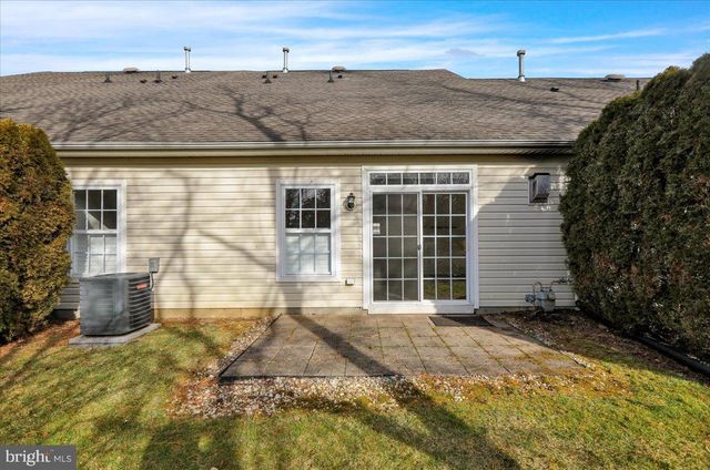 116 VILLAGE DR, Blandon, PA 19510