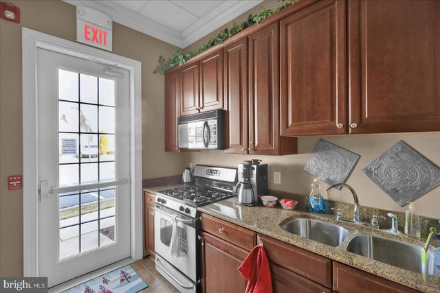 116 VILLAGE DR, Blandon, PA 19510