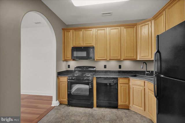 116 VILLAGE DR, Blandon, PA 19510